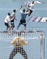 Erneut Fis zum 23:23-Ausgleich.