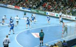 Der THW hatte gegen die Gro�wallst�dter 3:3-Deckung gro�e Probleme.