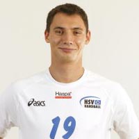 Krzystof Lijewski soll im rechten R�ckraum Jon Belaustegui ersetzen.