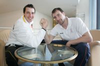 Kr�ftemessen: Dominik Klein und Vid Kavticnik