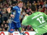 Lange Zeit Weggef�hrten in der Nationalmannschaft, Dienstag noch einmal Gegner. Volker Zerbe und Henning Fritz