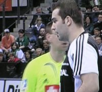 Der THW begann mit zwei Kreisl�ufern: Marcus Ahlm und Igor Anic (Foto).