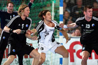 Marcus Ahlm rackerte trotz Wadenverletzung zwanzig Minuten im Angriff.