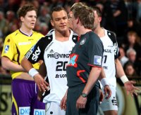 Fassungslos: Christian Zeitz nach der unberechtigten Roten Karte.