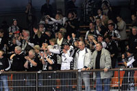 Die Kieler Fan-Kolonie in der Merkur Arena hatte viele Gr�nde zum Jubeln.