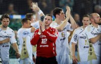 Die Mannschaft bedankte sich nach dem Schlusspfiff f�r die tolle Unterst�tzung durch die Fans.