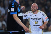 Henrik Lundstr�m vollendete vier Gegenst��e in der zweiten Halbzeit.