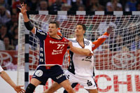 Die beiden Kreisl�ufer Michael Knudsen und Marcus Ahlm schenkten sich nichts - dennoch blieb das Finale erstaunlich fair.