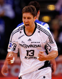 Marcus Ahlm bejubelt einen seiner vier Treffer.