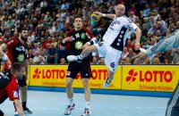 Erzielte einmal mehr spektakul�re Tore: Henrik Lundstr�m.