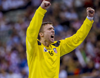 Torh�ter Magnus Dahl hielt Atletico Madrid lange im Spiel.