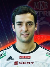 Linksau�en Cristian Ugalde spielte im Hinspiel in Kiel vorgezogen in der Abwehr und stibitzte mehrere B�lle.