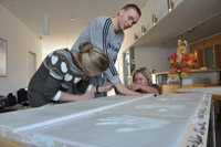 Rene Toft Hansen hinterl�sst seinen Handabdruck.