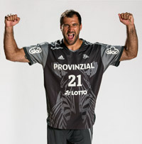 Joan Canellas im neuen Ausw�rtstrikot.