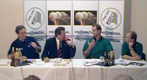 [Bild: Pressekonferenz]