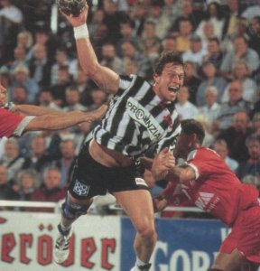 Thomas Knorr in action.