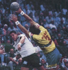 Hendrik Ochel in action.