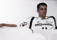 Vor Verl�ngerung: Adrian Wagner.