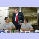 Saisoner�ffnungspressekonferenz 2005: Beim Smalltalk: Nikola Karabatic, Roland Reime und Vid Kavticnik.