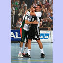 Abschied von Stefan L�vgren: Dominik Klein und sein Kapit�n.