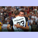 Abschied von Stefan L�vgren: Dominik Klein und sein Kapit�n.