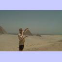 Pitti shows us the real size of the pyramids.