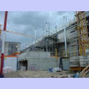 Die Pfeiler f�r die Seitenfl�gel.