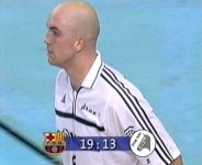 Demetrio Lozano verk�rzt zum 13:19.