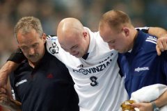 Verletzte sich in der 56. Minute am Knie: Demetrio Lozano.