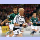 Johan Pettersson l�uft Michael Kraus auf und davon.