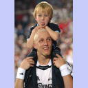 Abschied von der Kieler Ostseehalle: Johan Pettersson mit Sohn Filip.