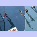 Vid Kavtictnik beim Sprungwurf.