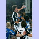 Kim Andersson wird attackiert.