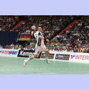 Supercup 2008: Christian Zeitz beim Gegensto�.