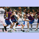 Marcus Ahlm wird hart attackiert.