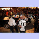 Autokorso zum Rathaus.